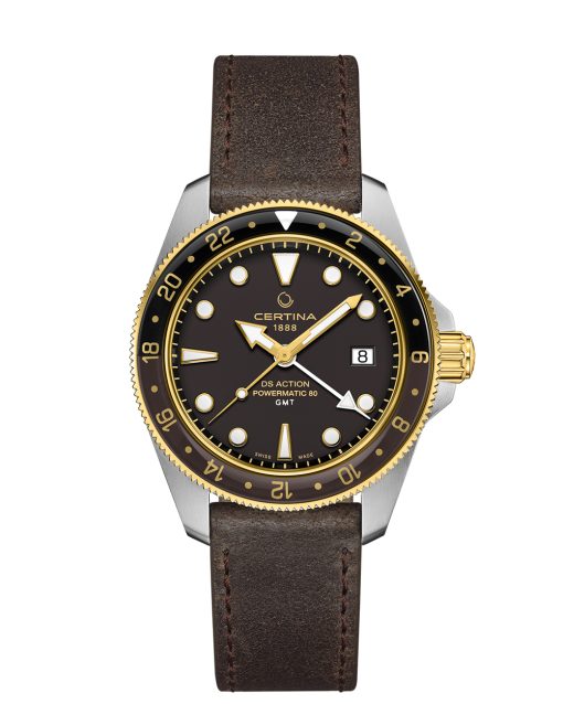 Produktbilde av Certina DS Action GMT Powermatic 80 med sort urskive på brun skinnrem. Ref. C032.929.26.051.00.
