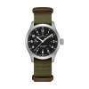 Produktbilde av Hamilton Khaki Field Mechanical Power Reserve 40mm med sort urskive på grønn tekstilrem. Ref. H69509930.