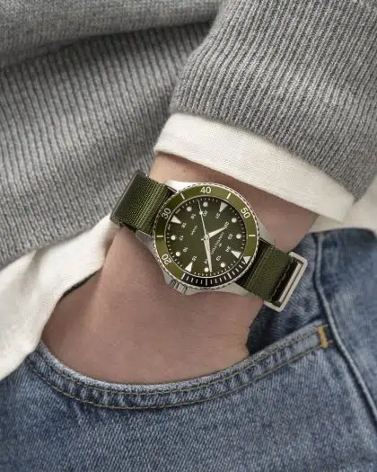 Hamilton Khaki Navy Scuba Quartz 37mm - H82241961 - Bilde 4