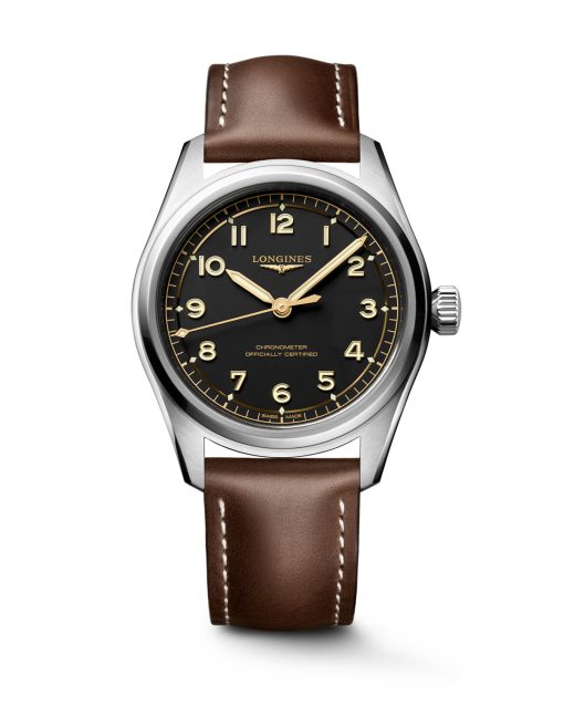 Produktbilde av Longines Spirit Pilot 39mm med sort urskive på skinnrem. Ref. L3.809.4.53.2.