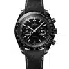 Produktbilde av Omega Speedmaster Dark Side of the Moon 44mm med sort urskive på tekstilrem. Ref. O31092445101002.