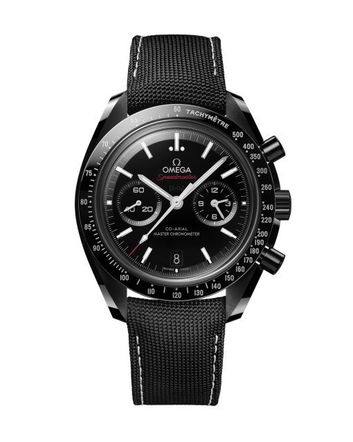 Produktbilde av Omega Speedmaster Dark Side of the Moon 44mm med sort urskive på tekstilrem. Ref. O31092445101002.