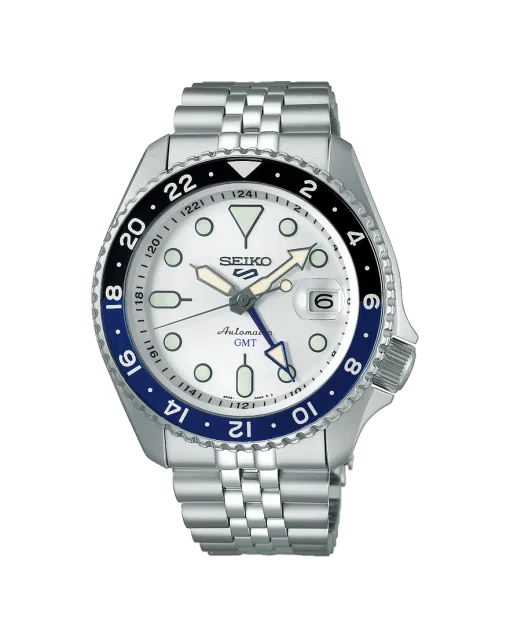 Produktbilde av Seiko 5 Sports SKX GMT med hvit urskive på stållenke. Ref. SSK033K1.