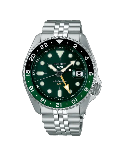 Produktbilde av Seiko 5 Sports SKX GMT Bi-Colour med grønn urskive på stållenke. Ref. SSK035K1.