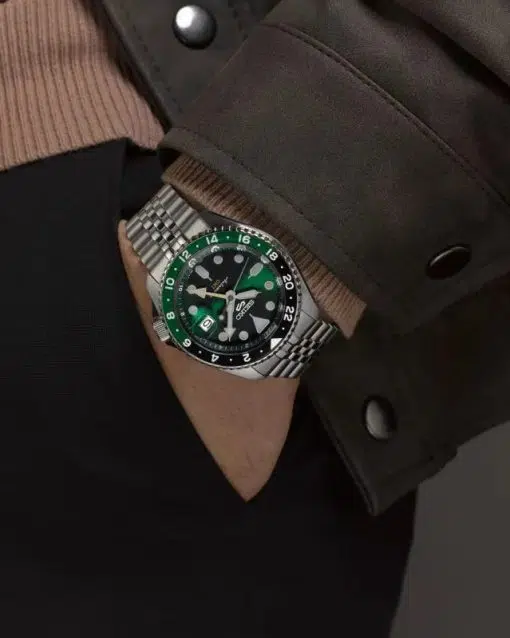 Seiko 5 Sports SKX GMT Bi-Colour - SSK035K1 - Bilde 4