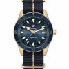 Produktbilde av Rado Captain Cook Automatic Bronze med blå urskive på tekstilrem. Ref. R32504207.