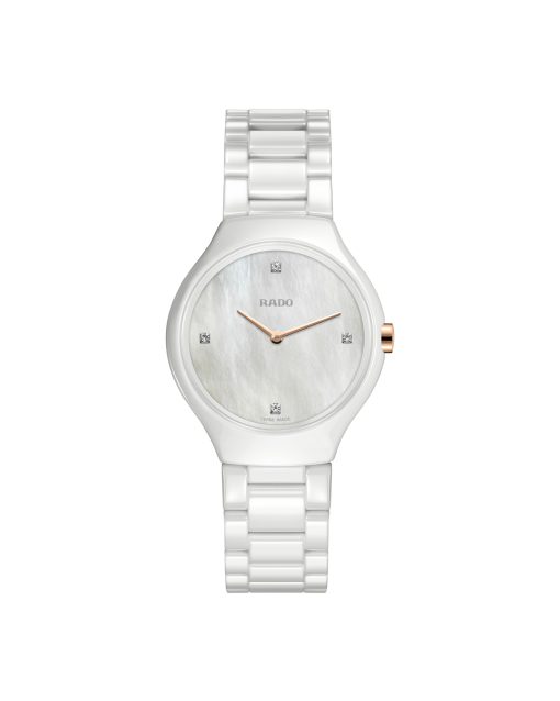 Produktbilde av Rado True Thinline 30mm med perlemor urskive på keramikk lenke. Ref. R27958909.