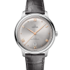 Produktbilde av Omega De Ville Prestige Co-Axial Master Chronometer 40MM med sølvfarget urskive og grå skinnrem. Ref. O43413402006001.