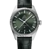 Produktbilde av Omega Constellation Globemaster Co-Axial Master Chronometer Annual Calendar 41 MM med grønn urskive og skinnrem. Ref. O13033412210001.