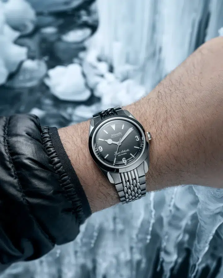 Nivada Grenchen Super Antarctic 3. 6. 9. Black No Vintage Effect - White Luminous - 38mm - Bilde 3