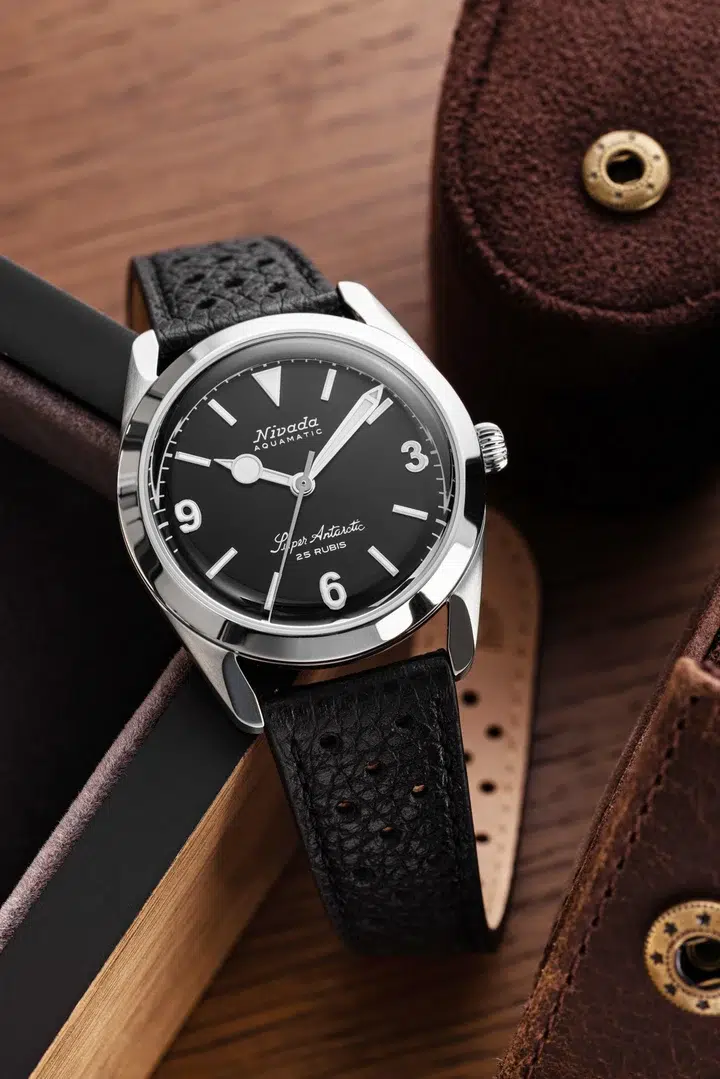Nivada Grenchen Super Antarctic 3. 6. 9. Black No Vintage Effect - White Luminous - 38mm - Bilde 10